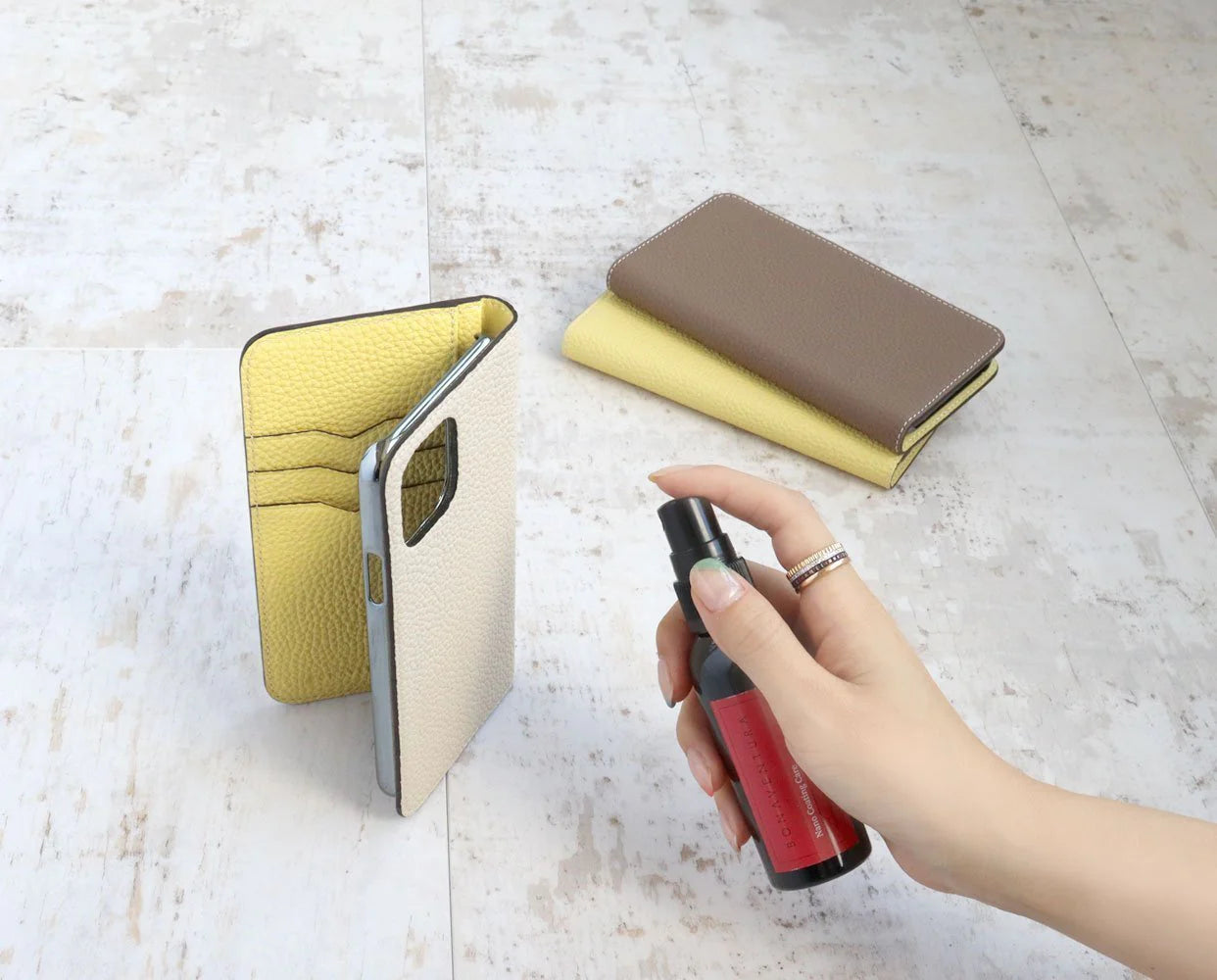 How to remove vertigris from leather