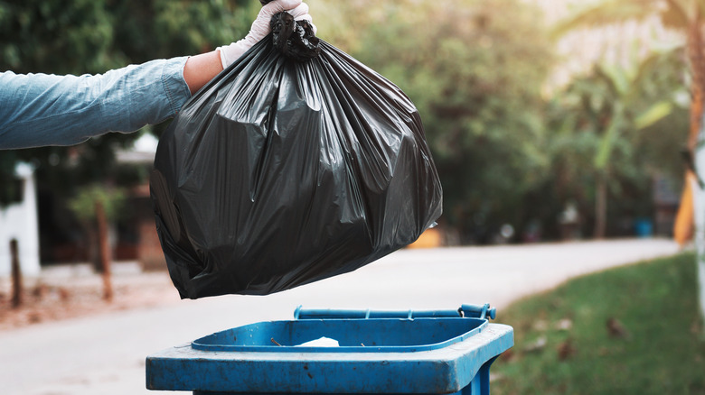 How to dispose of acetone